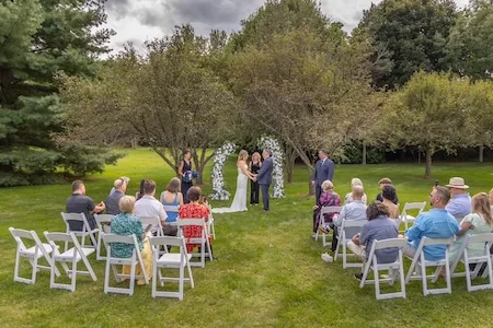 Wedding under trees